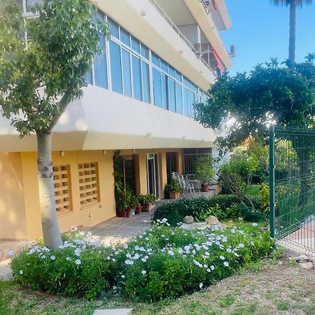 Estudio Nuevo Y Con Piscina ベナルマデナ エクステリア 写真