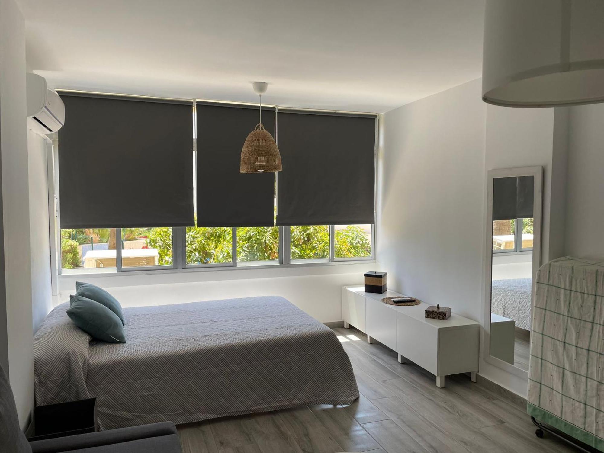 Estudio Nuevo Y Con Piscina ベナルマデナ エクステリア 写真
